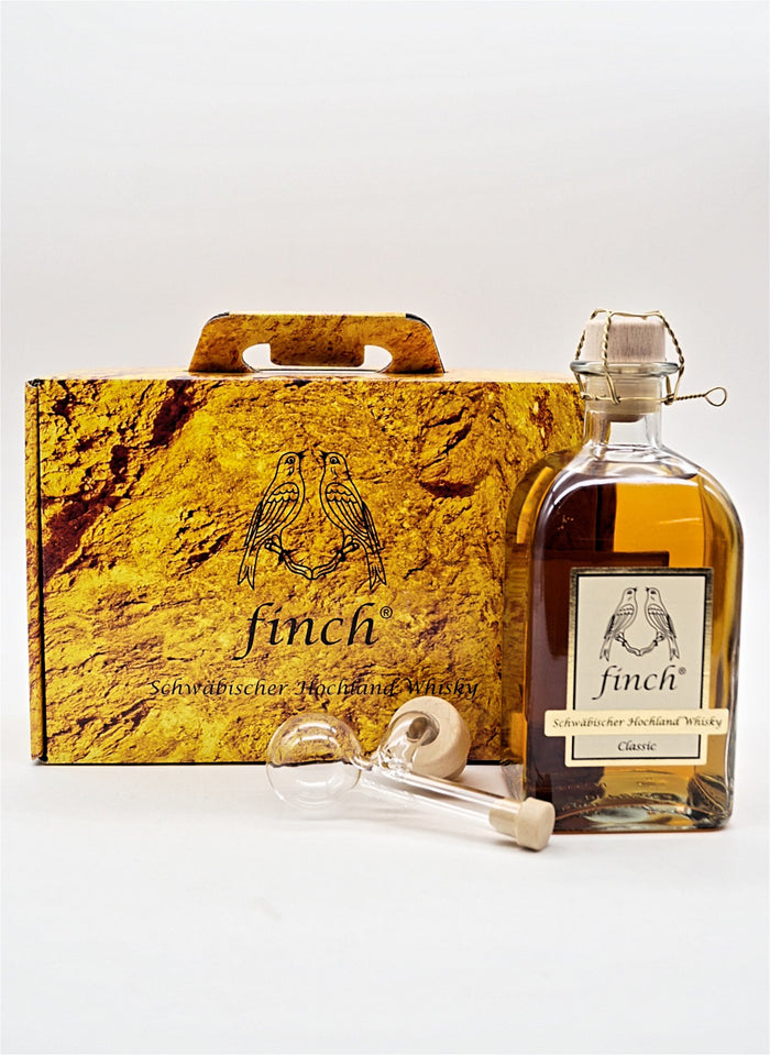  Finch - Classic Schwäbischer Hochland Whisky + Premium Glasausgießer Im Set
