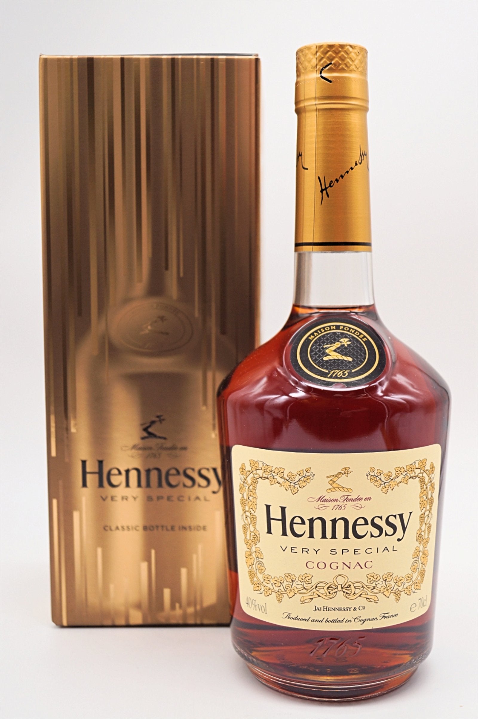  Hennessy - VS Very Special Cognac In Geschenkverpackung
